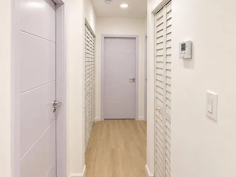 552 NW 7th St #6 — Photo 18