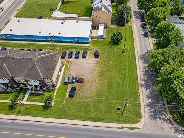 1176 Wascana Street, Regina, SK S4T 4J2