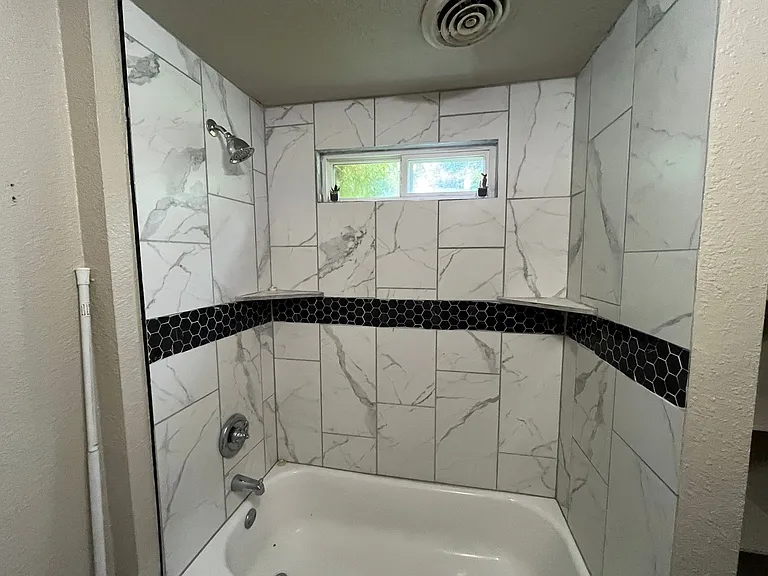 728 N Marion Ave — Photo 17
