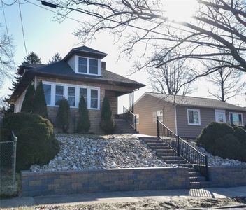 908 State St, Baden, PA, 15005
