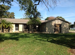 2109 Lithia Pinecrest Rd, Valrico, FL 33596