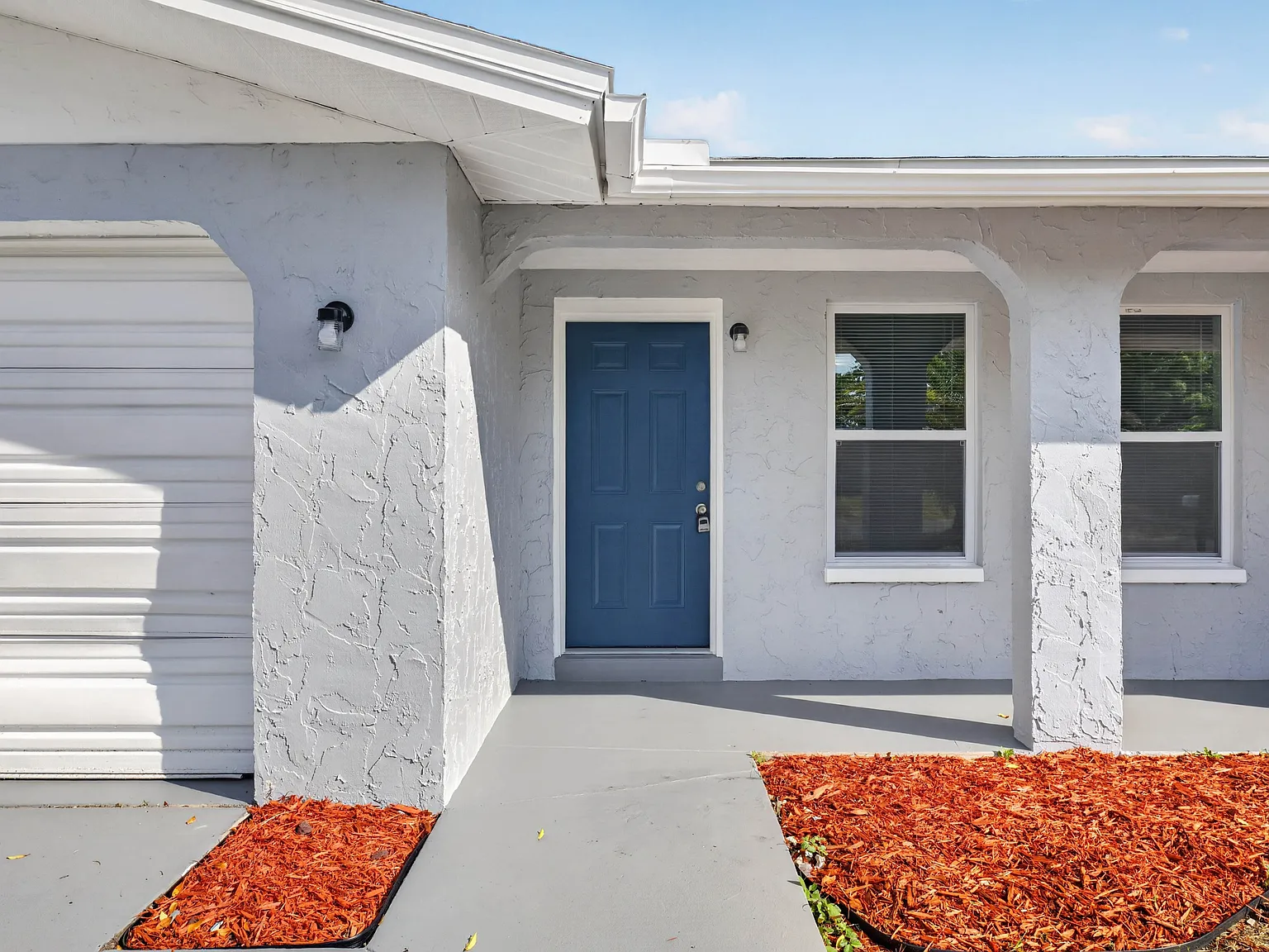 3 bed, 1142 sqft, $1,695 — Photo 2
