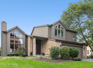 800 Lund Ln, Batavia, IL 60510