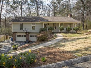201 Raintree Ln, Chattanooga, TN 37421