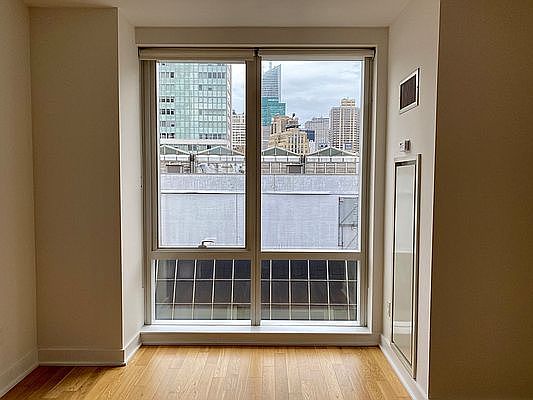 4th image of 885 6th Ave APT 20G