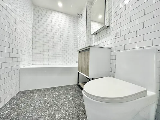 Rented by Doorway NYC, LLC | media 21