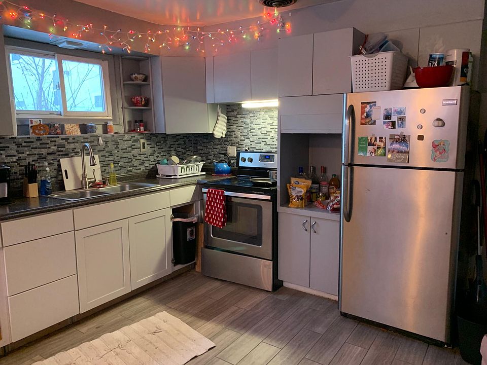 NEW KITCHEN CABINETS AND APPLIANCES