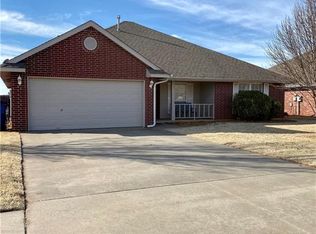 503 S Pointe Ln, Mustang, OK 73064