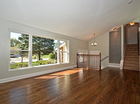 5th image of 6238 Dolores Dr