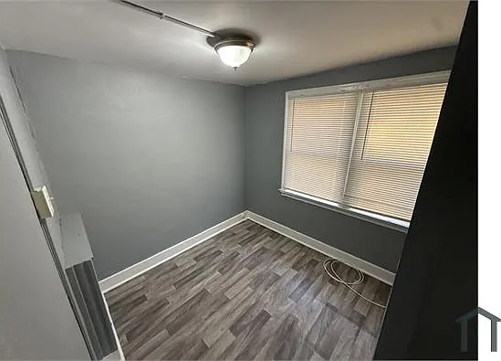803 Marvin Ave — Photo 9