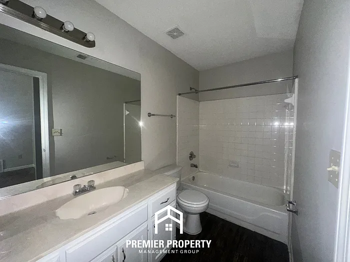 2638 Country Glade Dr — Photo 18