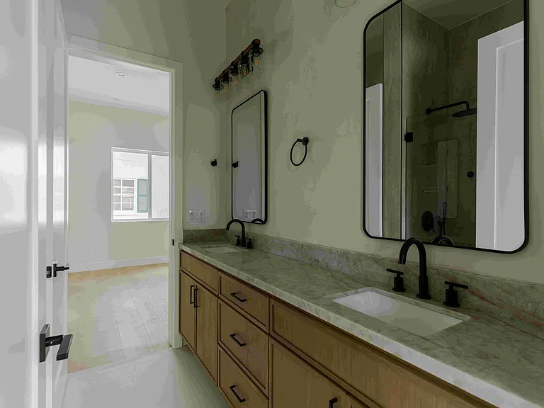 1215 N Verdugo Rd #E — Photo 15