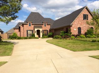 9475 Milbank Dr, Shreveport, LA 71115