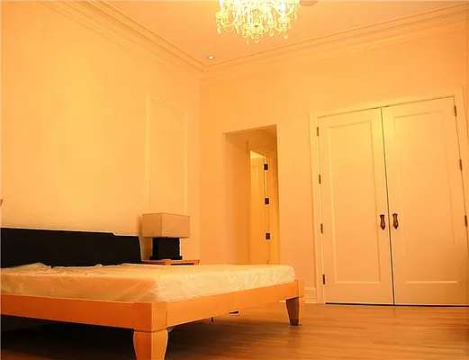 Rented by A & I Broadway | media 14