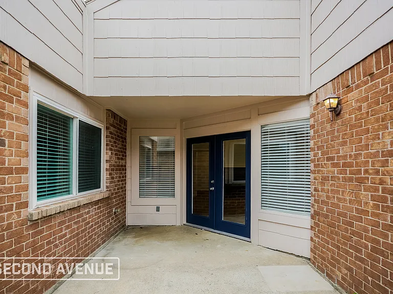 4005 Bond St — Photo 21