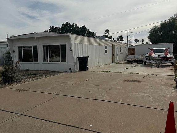 2nd image of 3921 E Baywood Avenue