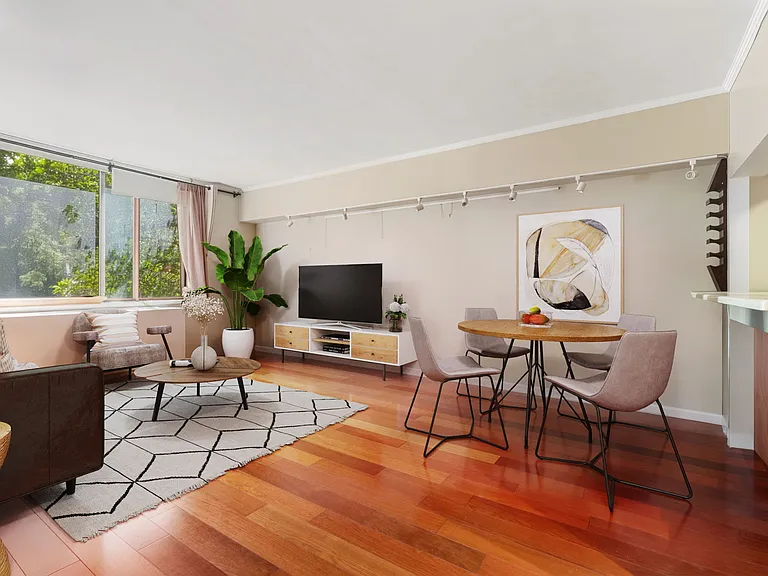 350 W 50th St #2B — Photo 1