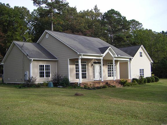 2nd image of 50 Davids Ln