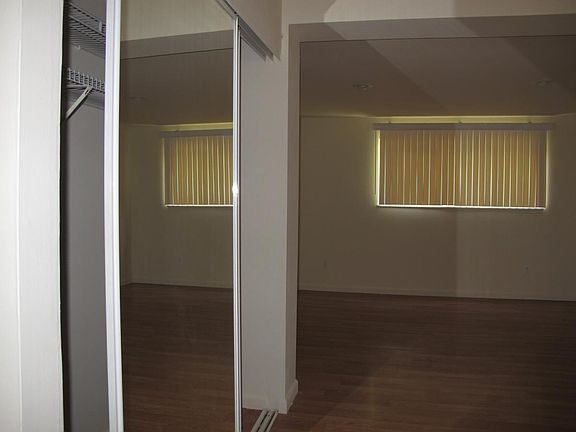 5th image of 29575 Fairfax St