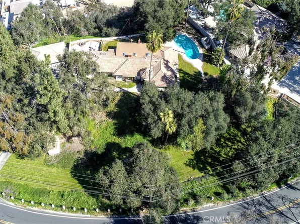 19925 E Covina Hills Rd, Covina, CA 91724