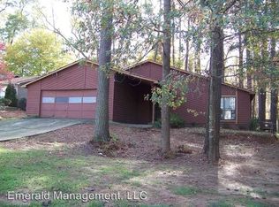 1541 Country Downs Dr, Norcross, GA 30093