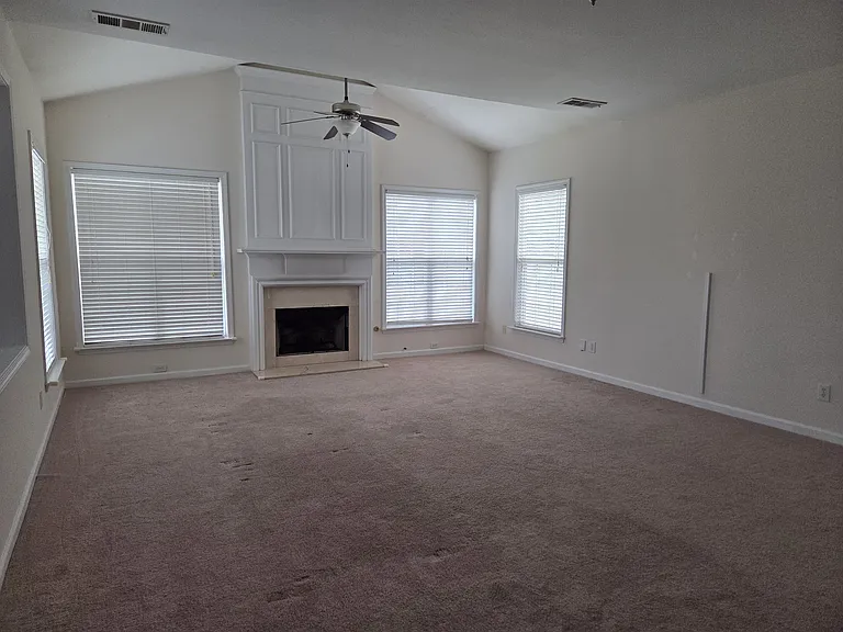 8155 Cavendish Pl — Photo 14