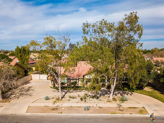 2nd image of 2340 Desert Gardens Dr