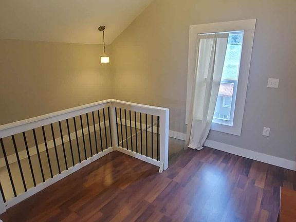 5th image of 1819 Linden Ave SE