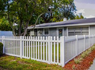 1679 Loma Linda St, Sarasota, FL 34239