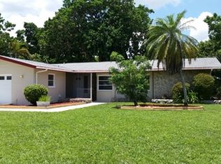 2706 SE 18th Ct, Cape Coral, FL 33904