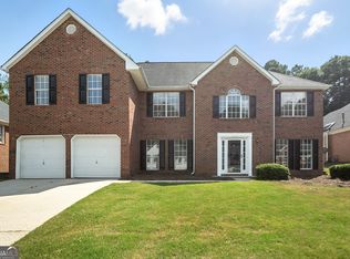 76 Championship Ct, Fayetteville, GA 30215