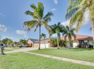 195 Salzedo St, Royal Palm Beach, FL 33411