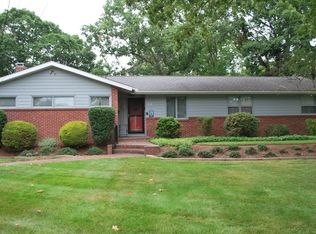 12 Old Farm Ln, Attleboro, MA 02703