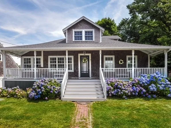 13 Fay Rd, Scituate, MA 02066