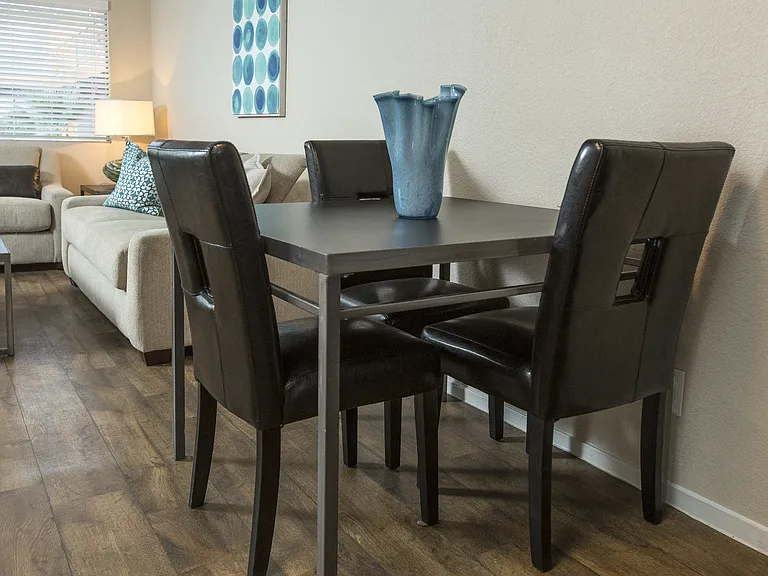 Fifteen 50 Apartments — Photo 29