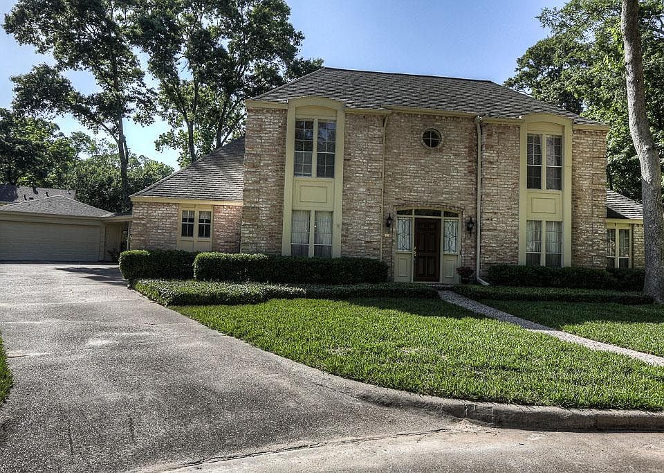 1st image of 2907 Little Bear Dr