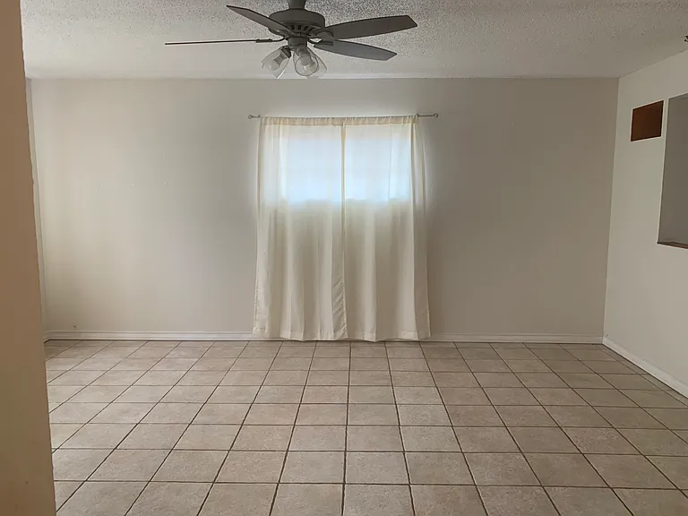 8205 Wh Burges Dr #1 — Photo 8