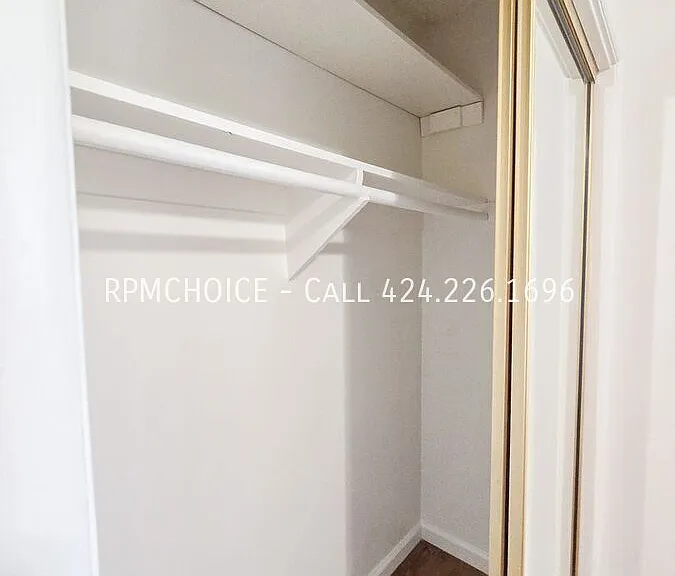 731 Indiana Ct #B — Photo 17