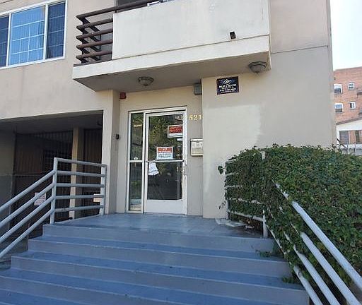 2nd image of 521 S Manhattan Pl APT 107