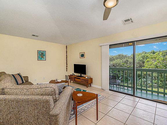 3rd image of 160 Windrush Pl #11