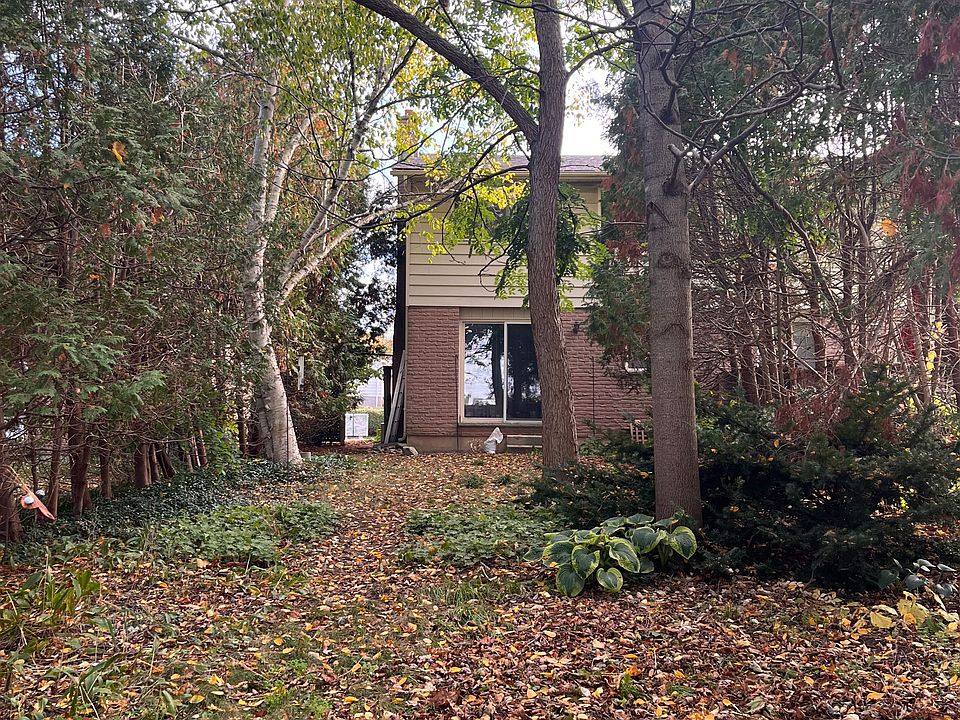 2nd image of 1796 Attawandaron Rd
