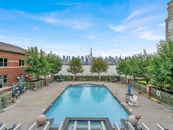 3rd image of 26 Avenue At Port Imperial APT 128