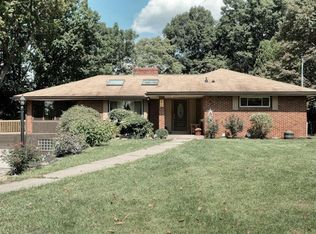 172 Ammons Dr, Mcmurray, PA 15317