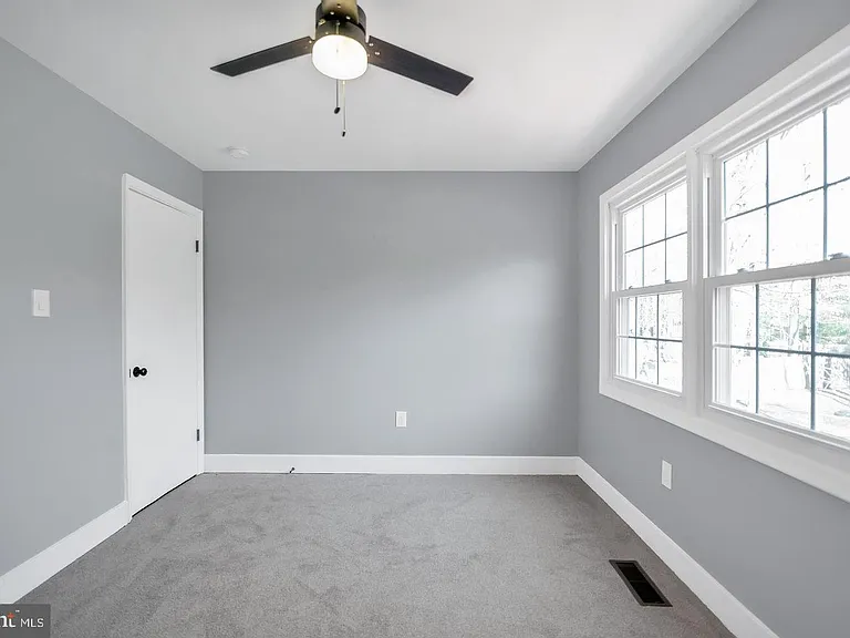 12404 Surrey Circle Dr — Photo 19