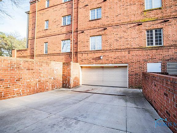 3rd image of 4710 Glendale Ave APT 307