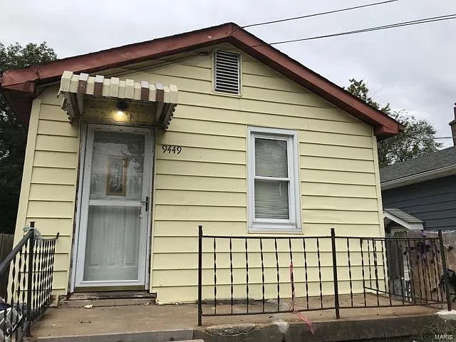 9449 Kirchner Ave photo 1