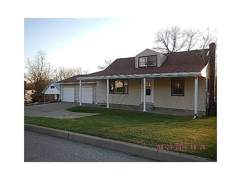 2022 S Hermitage Rd photo 1