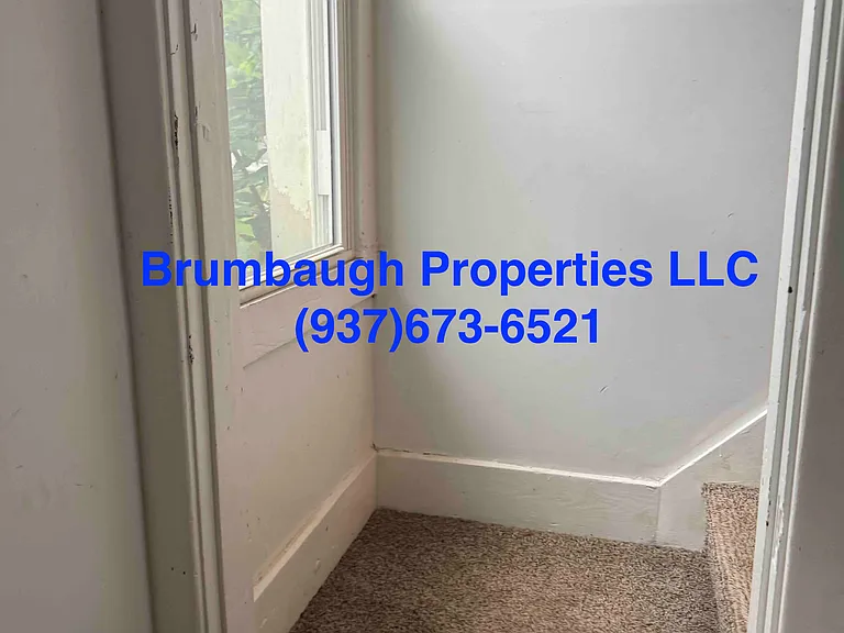 1027 Park Ave — Photo 45