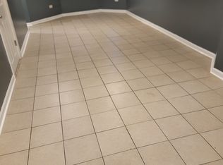 3929 W Grenshaw St #B, Chicago, IL 60624