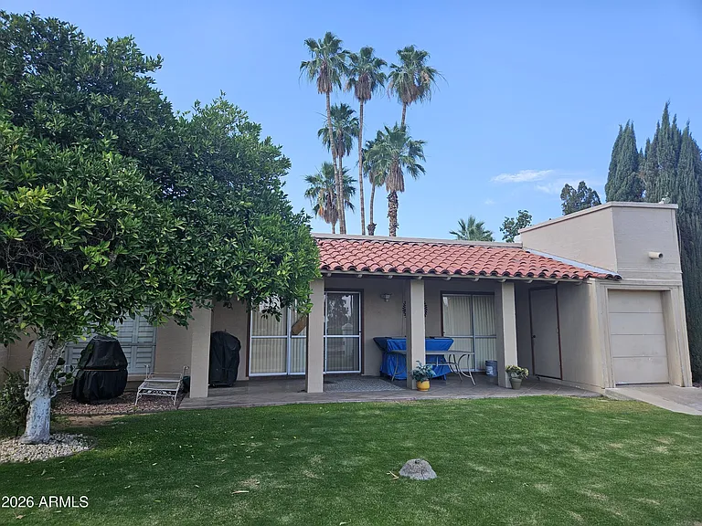 6851 E Golden Hills Way — Photo 32